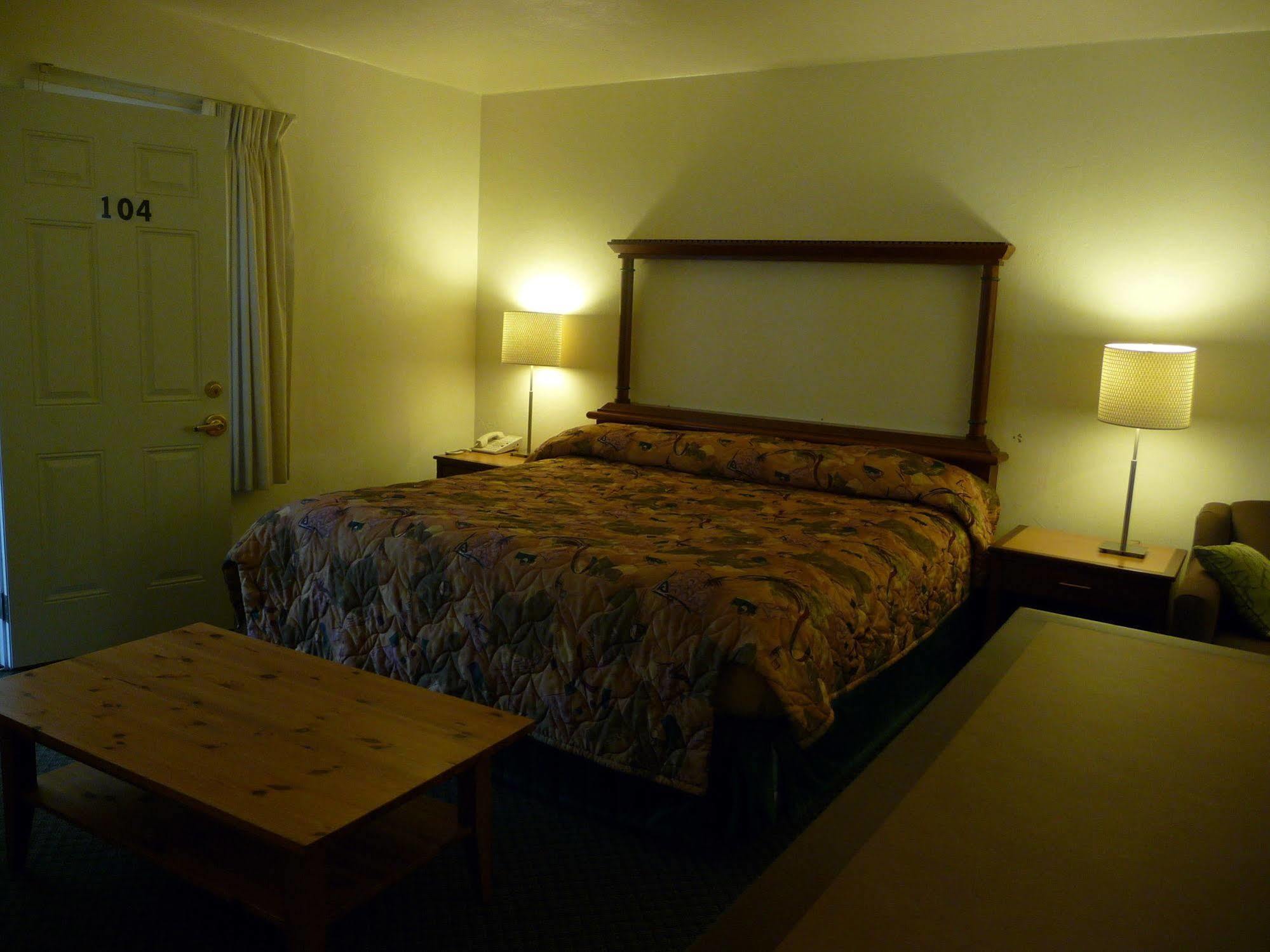 Sundowner Motel סקווים מראה חיצוני תמונה