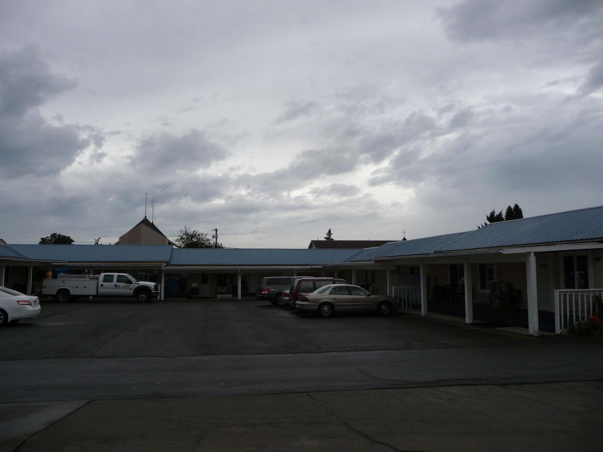Sundowner Motel סקווים מראה חיצוני תמונה